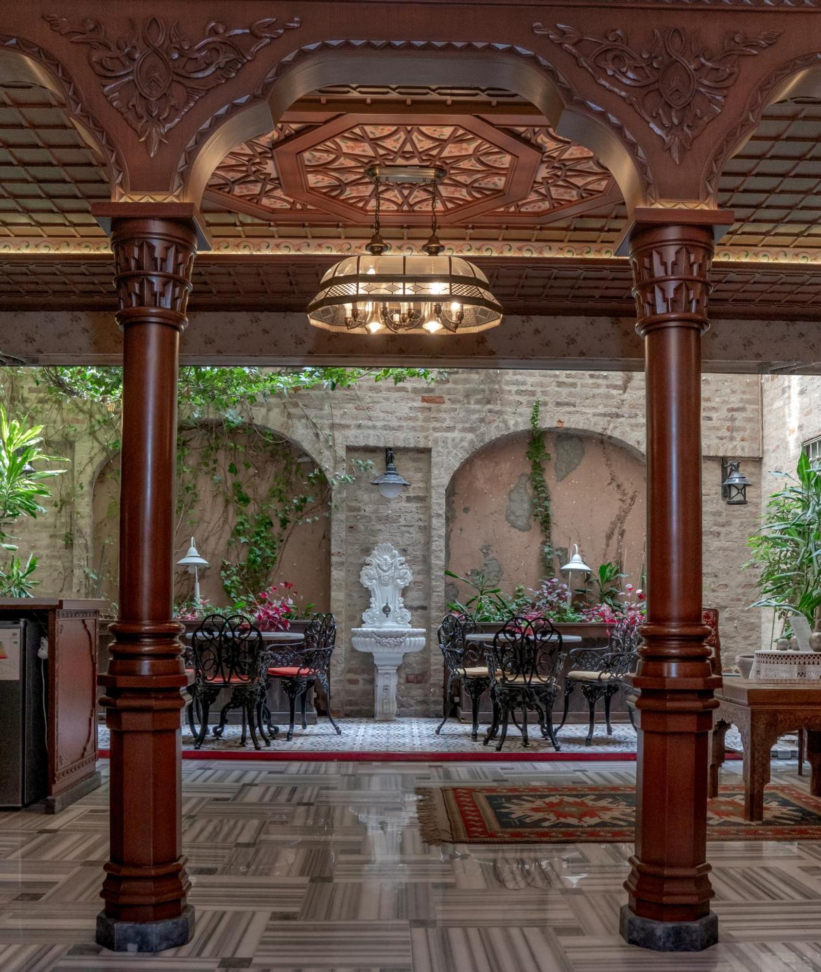 Niles Hotel Istanbul